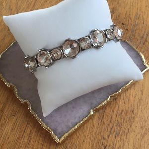EUC Silver Rhinestone Stretch Bracelet! ✨